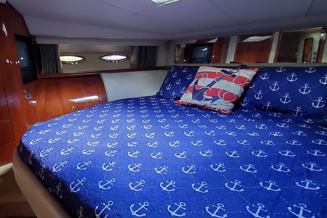 60ft Luxury Yacht Charter in Fort Lauderdale, Florida - Capacity and Vessel Features
