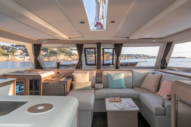 8 Hours on a Catamaran to Capri or the Amalfi Coast - Meeting and Pickup Locations