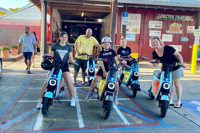 90 Minute Guided Moped Tour in Naples Florida - Tour Features