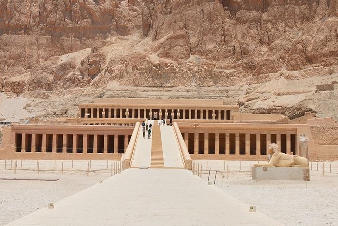A Private Full Day to Discover the West Bank of Luxor - Accessibility Features