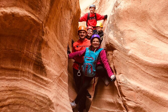 Adventurous Canyoneering Slot Canyon Review - Navigating the Slot Canyon: Challenges and Thrills