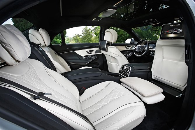 Airport Transfer: Prague to Prague Airport PRG by Luxury Car - Booking Information