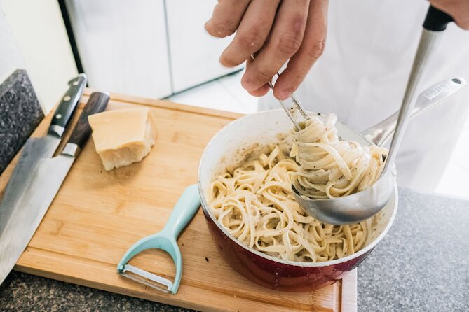 Alfredo Pasta Making Class With Local Chef in Phoenix - Maximum Participants and Age Requirement
