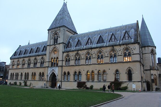 All Inclusive Private Tour of Oxford and Warwick Castle With Pass - Inclusions
