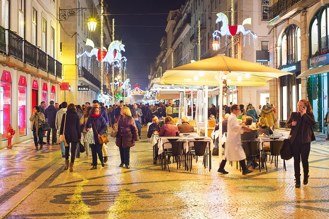 An Authentic Evening In Lisbon: Listening To Fado With Local Host - Accessibility Features