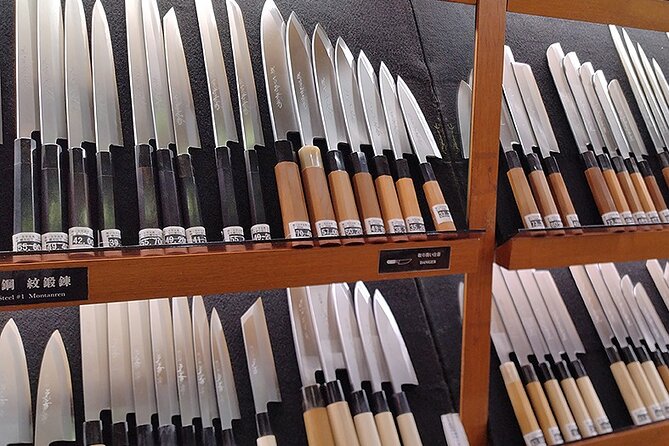 Anime Shopping Tour in Osaka: Figures, Manga, Maid Cafe, Knife - Meeting and End Points