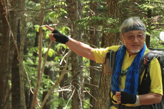 Apoi-Dake Private Hiking With Guided Commentary - Guided Commentary and Experience