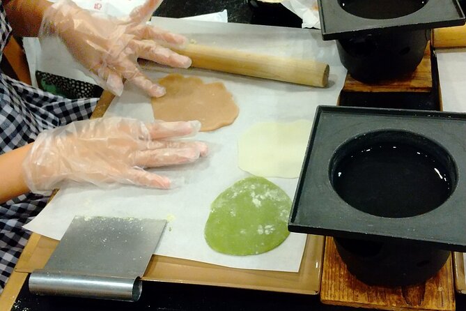 Arashiyama Highlights With Making Japanese Sweets - Taking in the Art of Embroidery Painting