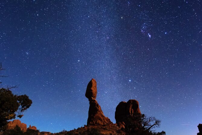 Astro-Photo, Hiking and Stargazing Tour in Arches National Park - What to Expect on the Tour