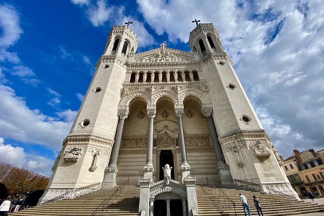 Audio-Guided Tour of the Fourvière and the Sacred Hill - Inclusions and Exclusions
