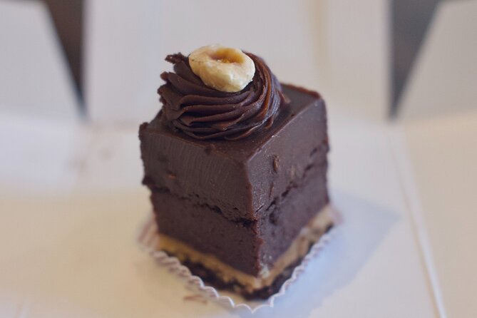 Back Bay Chocolate and Art Galleries Tour - Meeting and Pickup