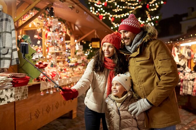 Berat's Christmas Magic: A Festive Walk - What to Expect