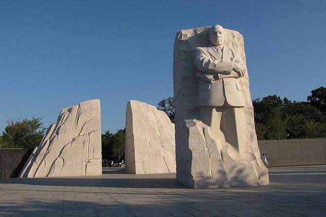 Blossoming Friendship: A Self-Guided Audio Tour of Washington D.C.'s Tidal Basin - Features of the Audio Tour