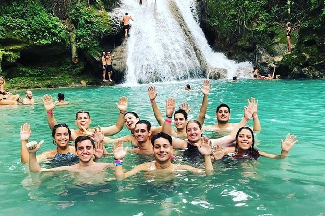 Blue Hole and Horseback Riding Adventure From Runaway Bay - Horseback Riding Experience