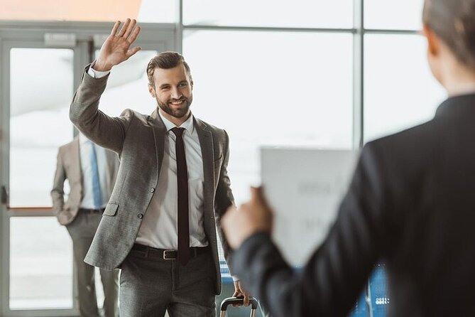 Business Class Transportation to Waikiki Review - Pricing and Booking Details