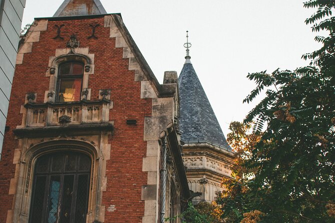 Calea Victoriei Walking Tour With Damian Anfile - Tour Inclusions and Benefits