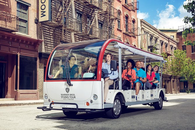 Celebrity Homes Tour & Warner Bros. Studio Tour - Exploring Warner Bros. Studios