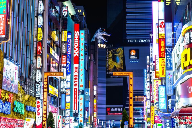 Cheers! Bar Hopping Tour W/ a Local Guide in Shinjuku Kabukicho - Sipping Drinks and Tasting Sushi