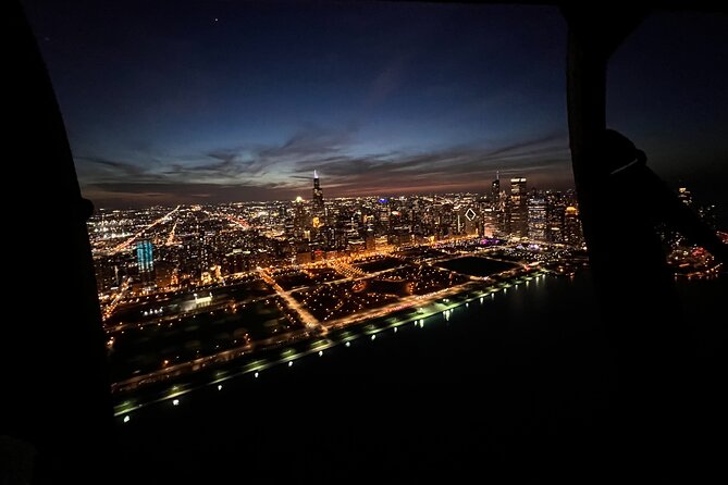 Chicago Helicopter 25-Mile Tour for up to Three Passengers - Tour Details