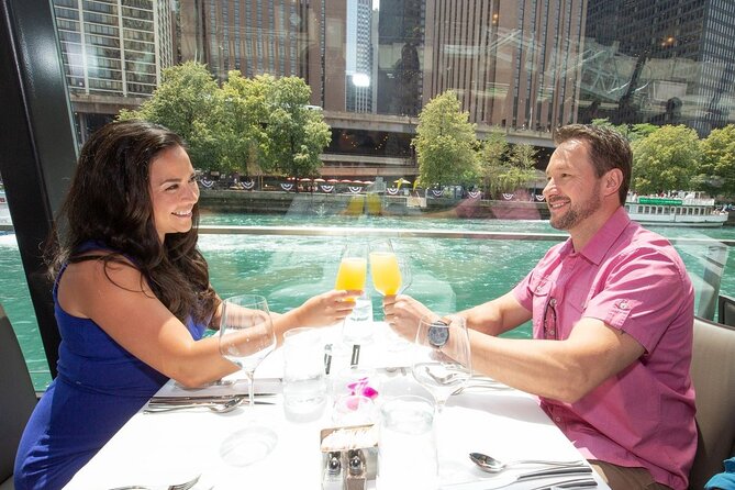 Chicago Premier Plus Brunch Cruise Review - Brunch and Beverage Offerings