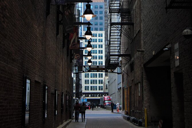 Chicago's Dark Side Self-Guided Tour Review - Stories of Ghostly Encounters