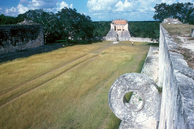Chichen Itza Basic Tour: Sacred Cenote, Lunch, and Valladolid - Key Highlights of Chichen Itza