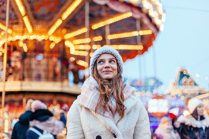 Christmas Card Photoshoot in London - Capturing the Christmas Spirit