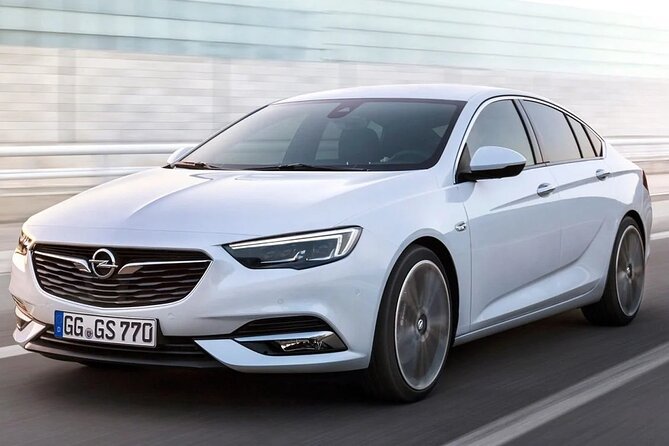 Co2-Offset | Arrival by Luxury Car From DUS Airport to DUSseldorf - Pricing and Booking