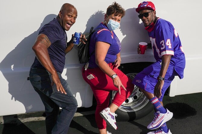 Comedy Show on Wheels in Las Vegas - The Ultimate Party Bus Experience