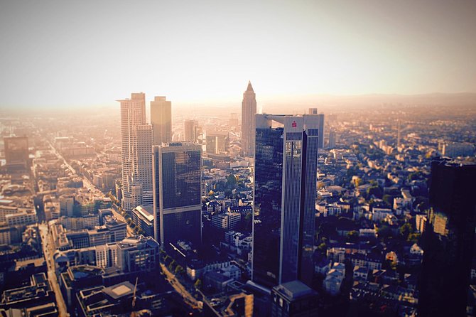 Convenient Luxury Transfer: Amsterdam to Frankfurt - Advance Confirmation and Coordination