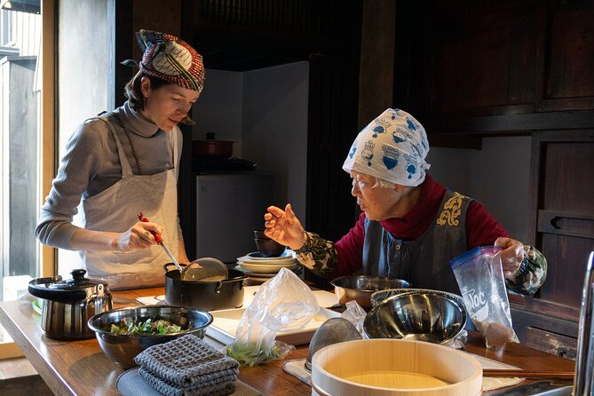 Cooking With a Local Okaasan at Kominka in Ojika Island Nagasaki - Oshizushi: A Local Specialty
