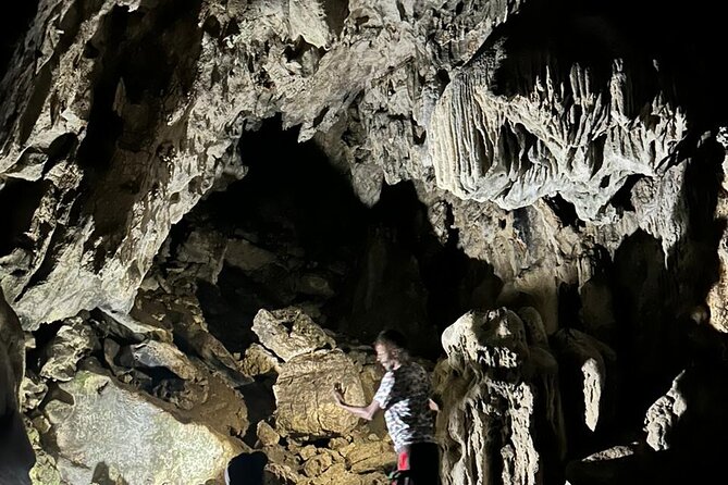 Day Tour at Roaring River and Cave, Blue Hole, Mineral Springs - What to Expect