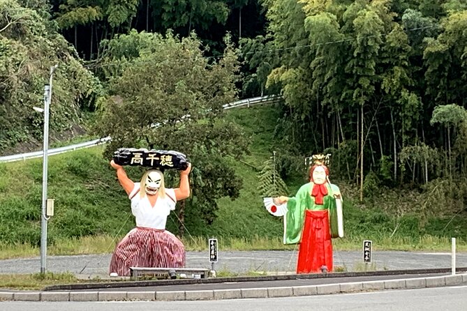 Day Trip to Mythical Takachiho From Fukuoka by PRIVATE Minibus - Minibus Details and Amenities