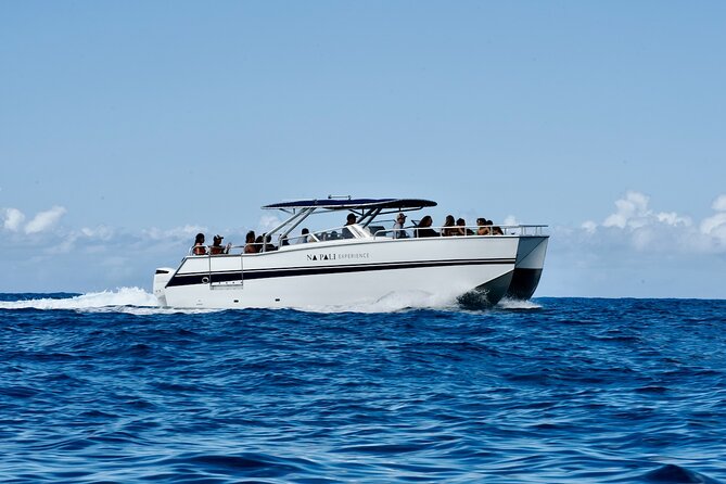 Deluxe Power Catamaran - Exceptional Crew and Service
