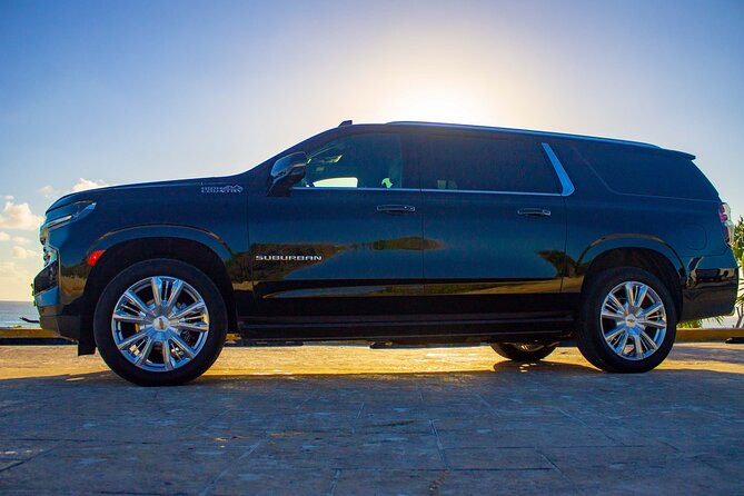 Departures in High Country From Puerto Aventuras to Cancun Airport - What to Expect Onboard
