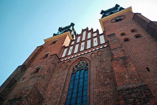 Discover Poznan'S Most Photogenic Spots With a Local - Vibrant Street Art Murals
