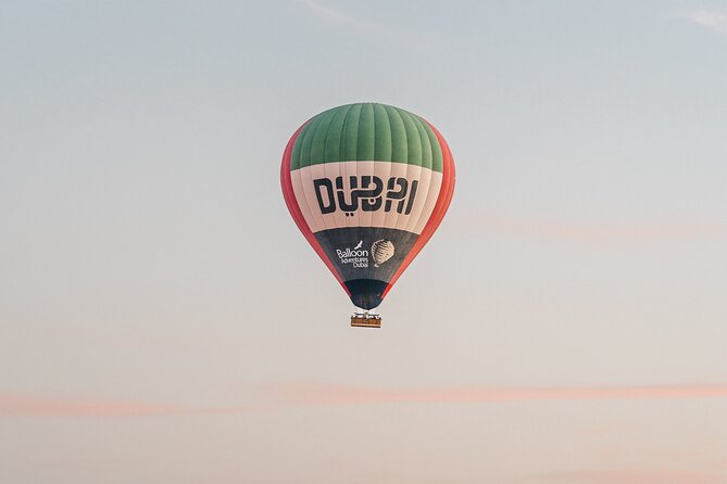 Dubai Hot Air Balloon With Breakfast Camel Ride & Falcon Show - Gourmet Breakfast Details