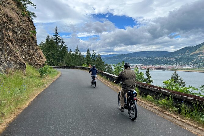 E Bike Rental in Hood River - Rental Inclusions and Benefits
