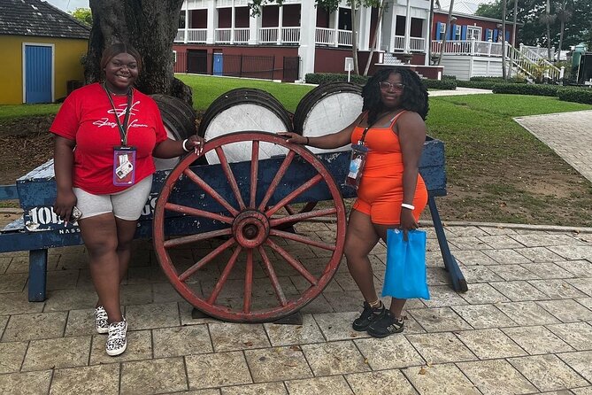 Electric Bus Tour of Nassau With Sampling of Local Food & Drinks - Meeting and Pickup Details