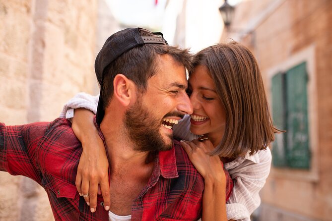 Engrossing Romantic Walking Tour in Kabli - Meeting and Pickup Details