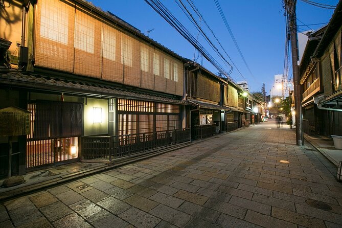 Experience Japans Traditional Culture Night Tour in Kyoto - Cultural Experiences