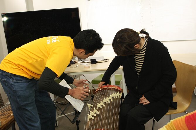 Experiential Lesson of the Japanese Instrument Koto - Koto Lesson and Inclusions