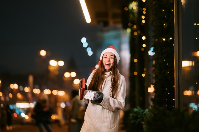Festive Los Angeles: A Christmas Walking Tour Review - Accessibility and Transportation