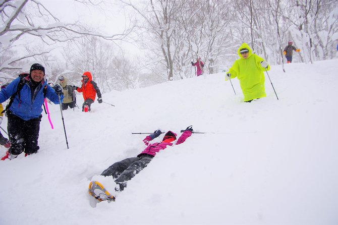 Fluffy New Snow and the Earth Beating, Goshougake Oyunuma Snowshoeing Tour - Inclusions