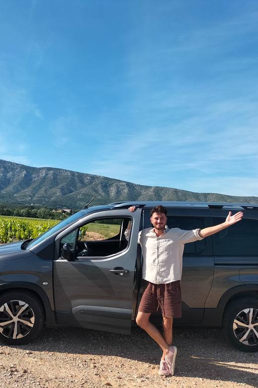 From Aix: the Best of Luberon: Gordes & Rousillon Villages - Exploring Gordes