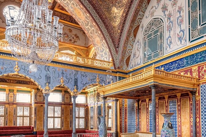 Full Day Historical Tour in the City of Istanbul - Guided Exploration