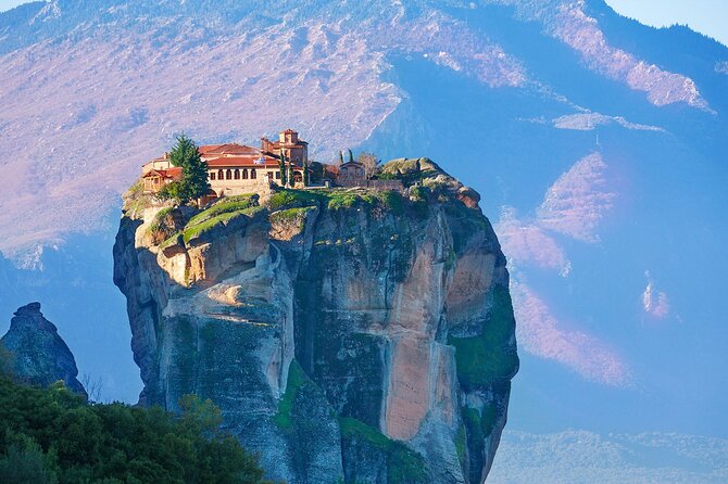 Full Day Private Tour to Meteora in Spanish or English - Pickup and Schedule