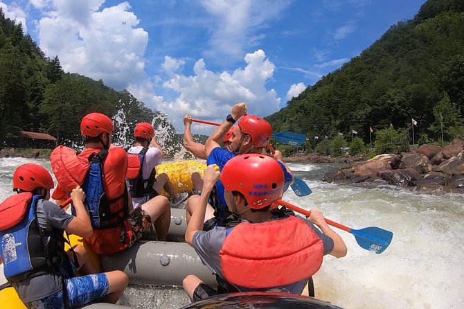Full Ocoee River Rafting Adventure With a Riverside Lunch - Preparing for the Rafting Adventure