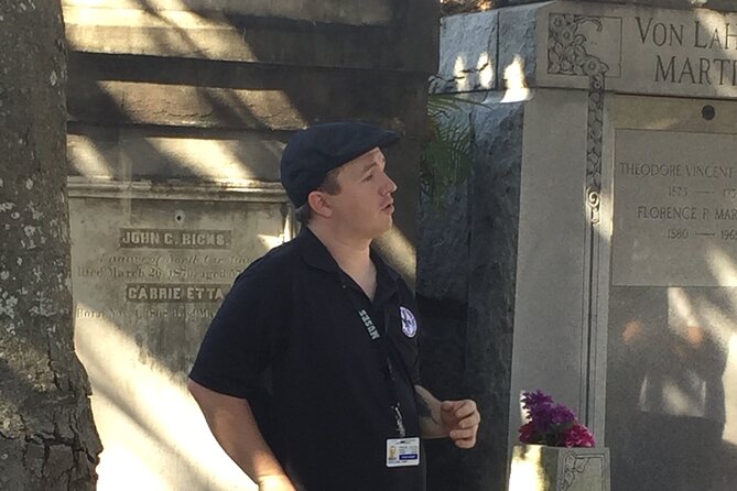 Garden District Tour Review: A Unique Experience - Accessibility Information