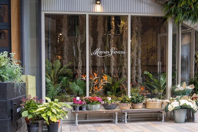 Garden Style Hand-Tied Bouquet Workshop in London - Meeting Point